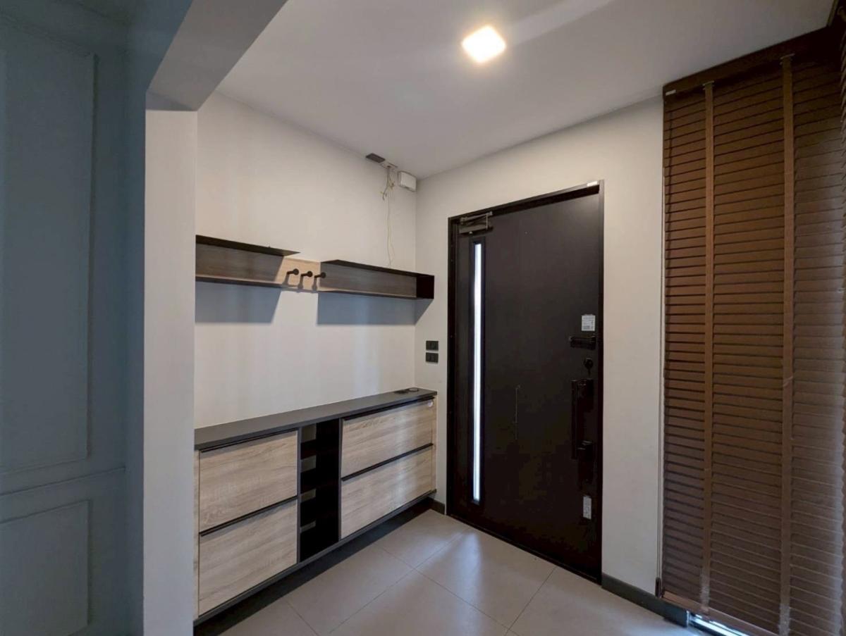 วีเว่ บางนา 