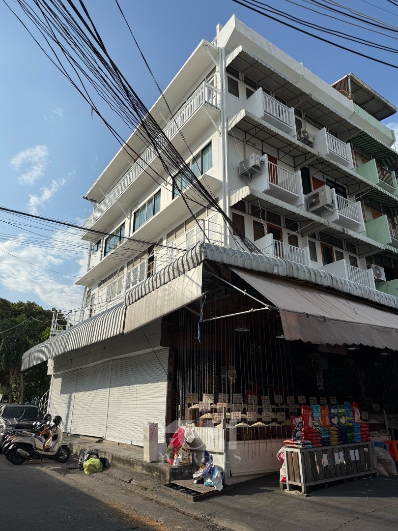 อาคารพานิชย์ สุขุมวิท 77 อ่อนนุช ​ซอย 1 โลเคชั่นดีมาก