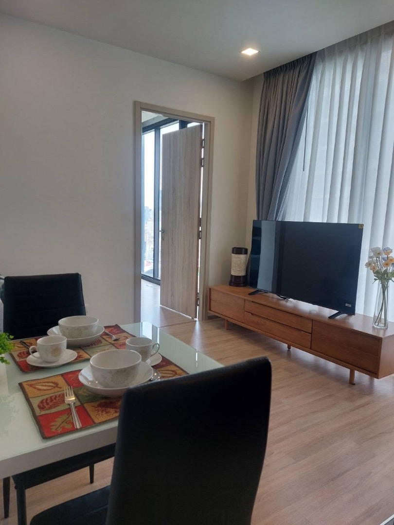 “Rare! ห้องหน้ากว้าง วิวทิศตะวันออก ชั้นสูง XT พญาไท