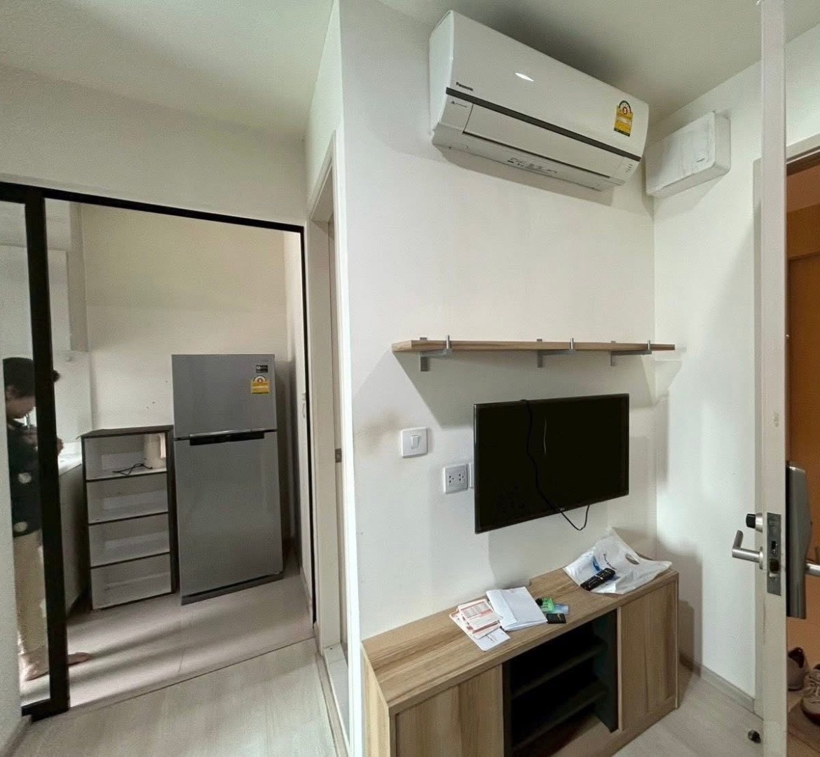 【ให้เช่า】Life Asoke ชั้น 27 | ห้องสวย 30 ตรม. วิวสระว่ายน้ำ | ติด MRT เพชรบุรี & Airport Link