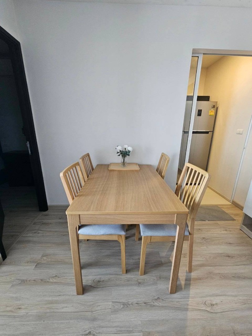  คอนโด Rhythm สุขุมวิท 44/1  2 ห้องนอน 1 ห้องน้ำ