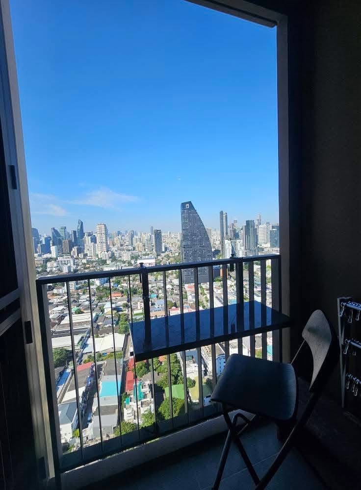 Oka Haus สุขุมวิท 36 2 ห้องนอน ติดฝั่งพระราม 4 เชื่อมทองหล่อ