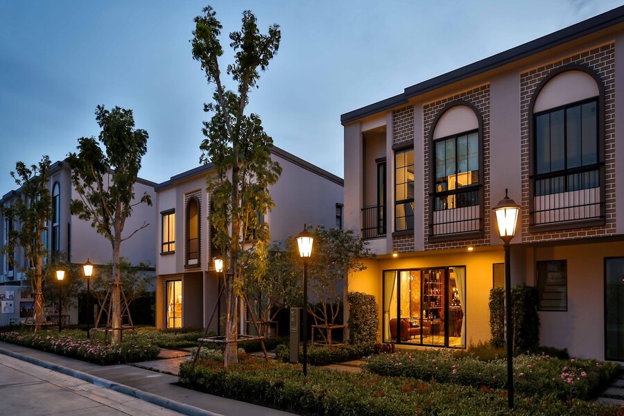 Chewa-Home-Suksawat-Pracha-U-Thit