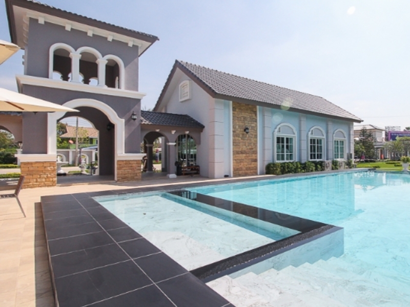 Golden-Town-Phaholyothin-Sapanmai