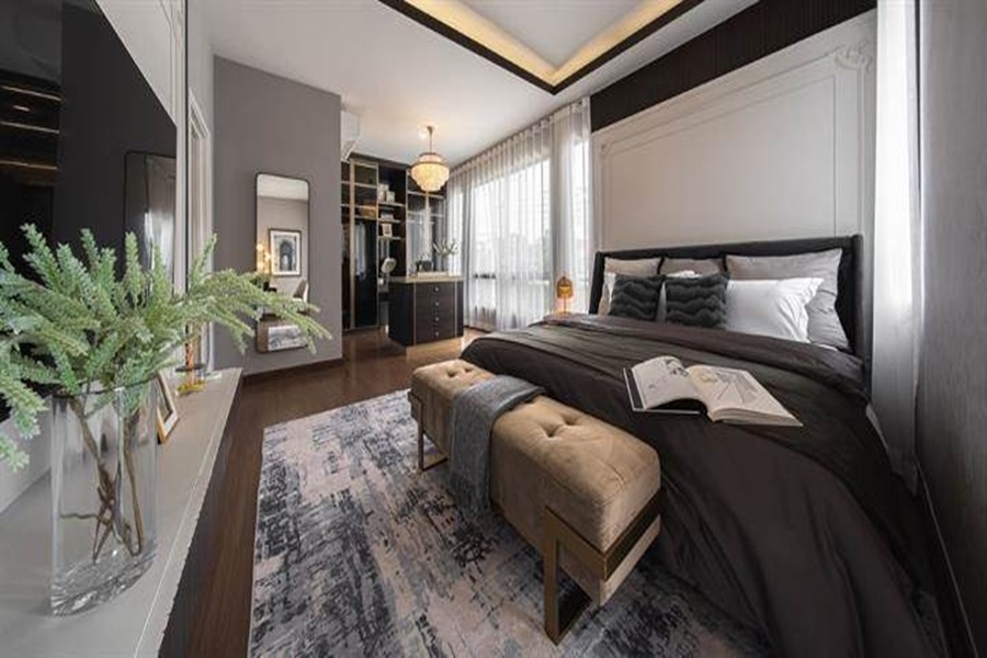 Grand-Britania-Khukhot-Station