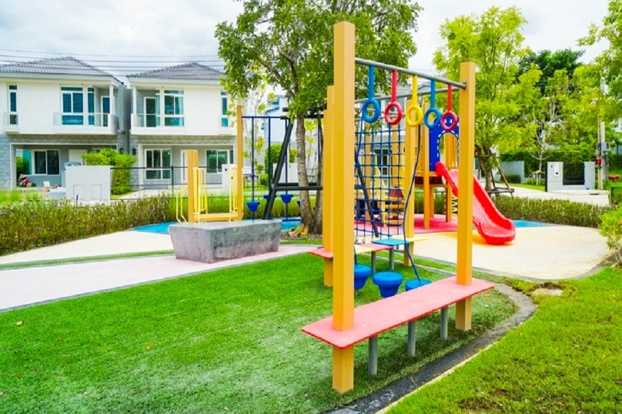 อินนิซิโอ-สุขสวัสดิ์-ประชาอุทิศ